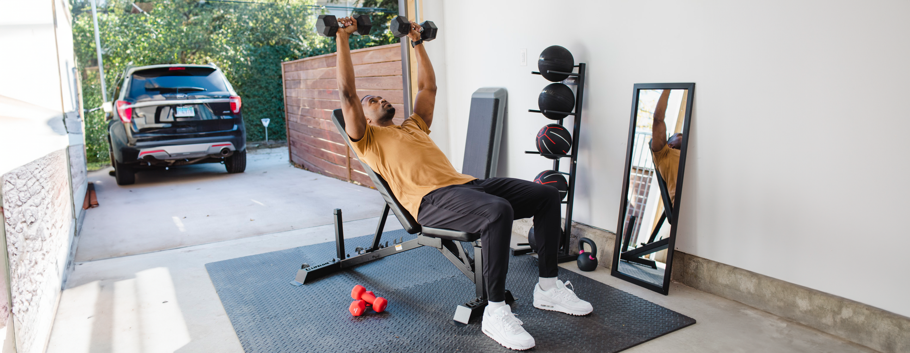 Mastering the Best Workouts with Dumbbells: The Ultimate Guide to Your